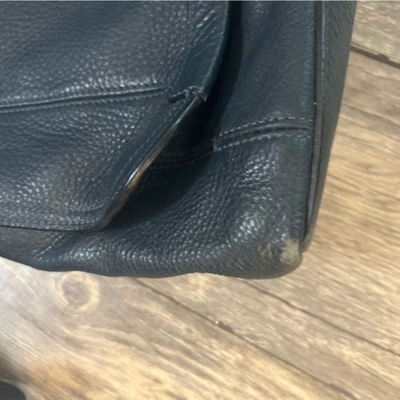 TUMI Unisex Blue Leather Crossbody Messenger Bag Medium Size - Picture 2 of 6